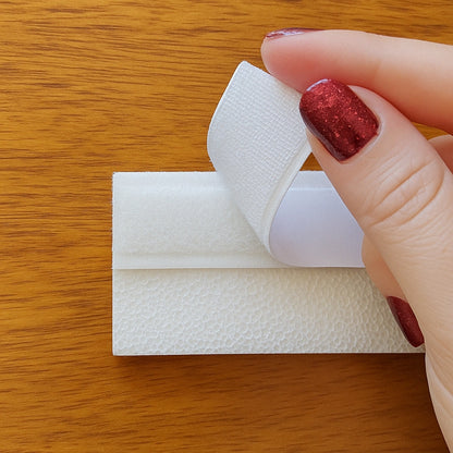 Protetor contra insetos veda porta rodinho adesivo 80 cm - Branco